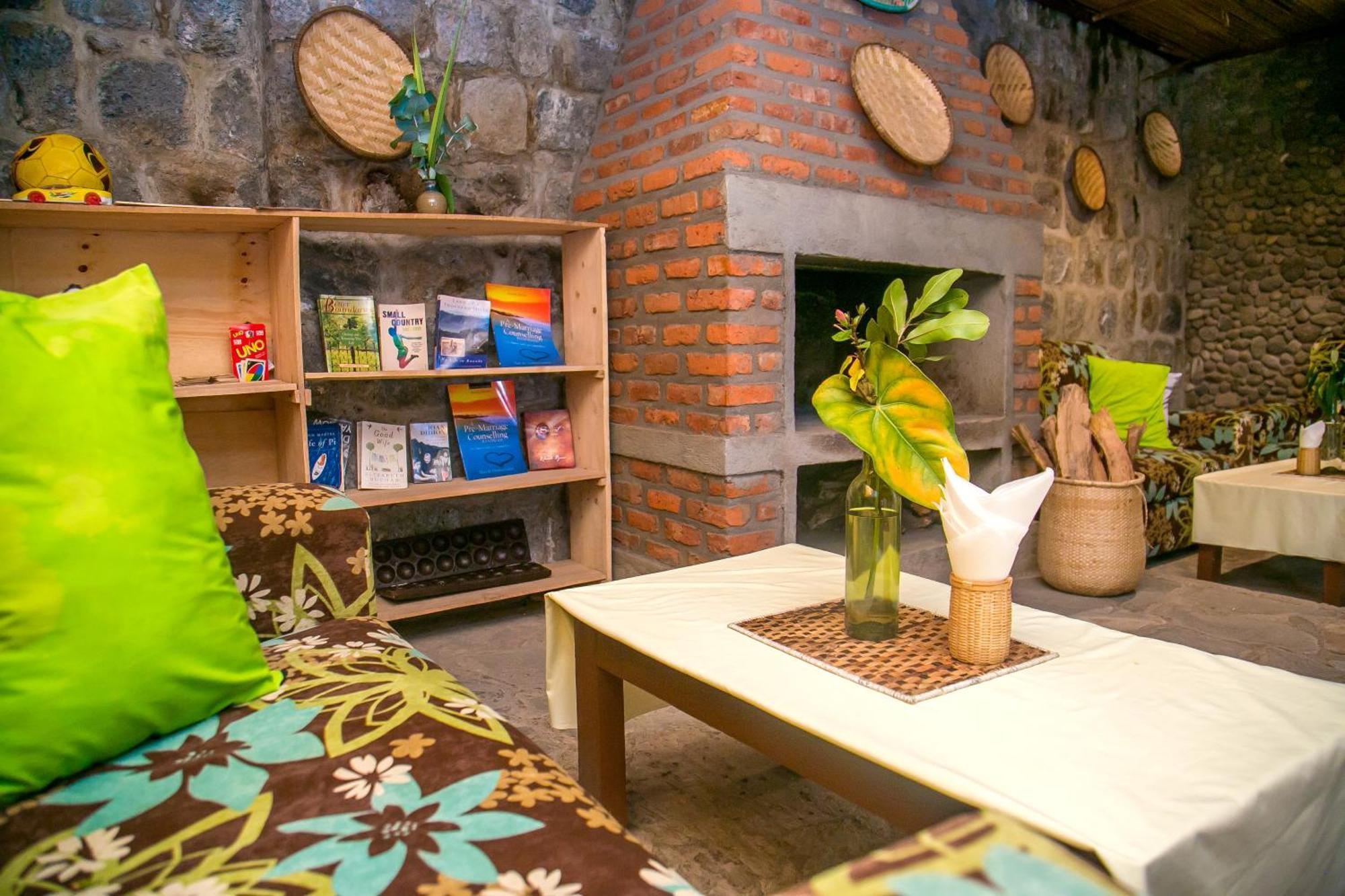 Karisimbi Cave Resort Ruhengeri Extérieur photo