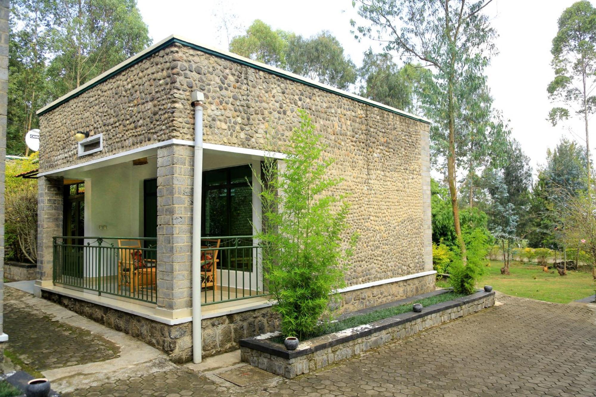 Karisimbi Cave Resort Ruhengeri Extérieur photo