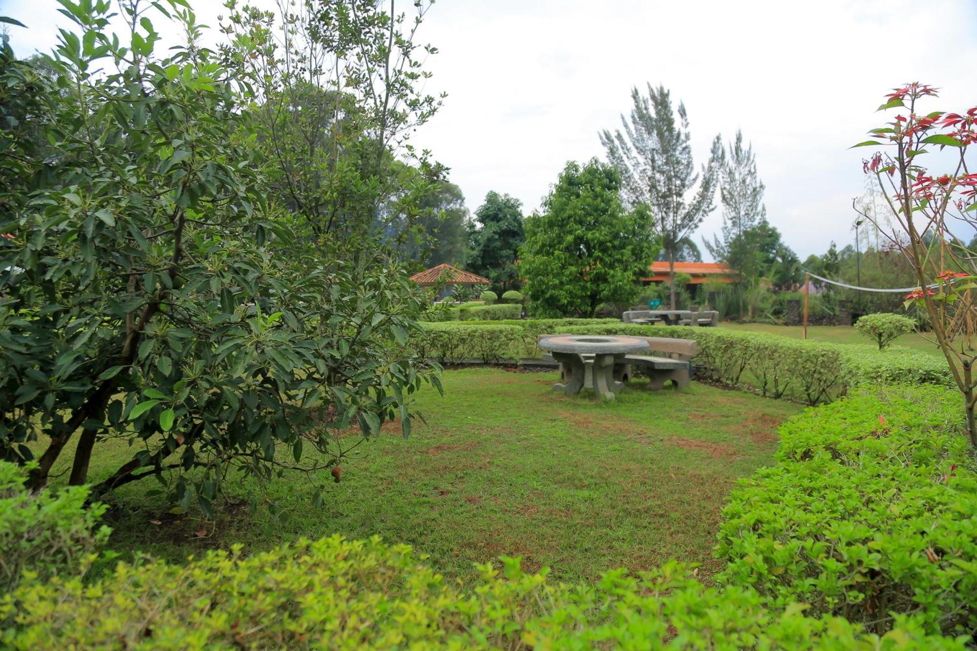 Karisimbi Cave Resort Ruhengeri Extérieur photo